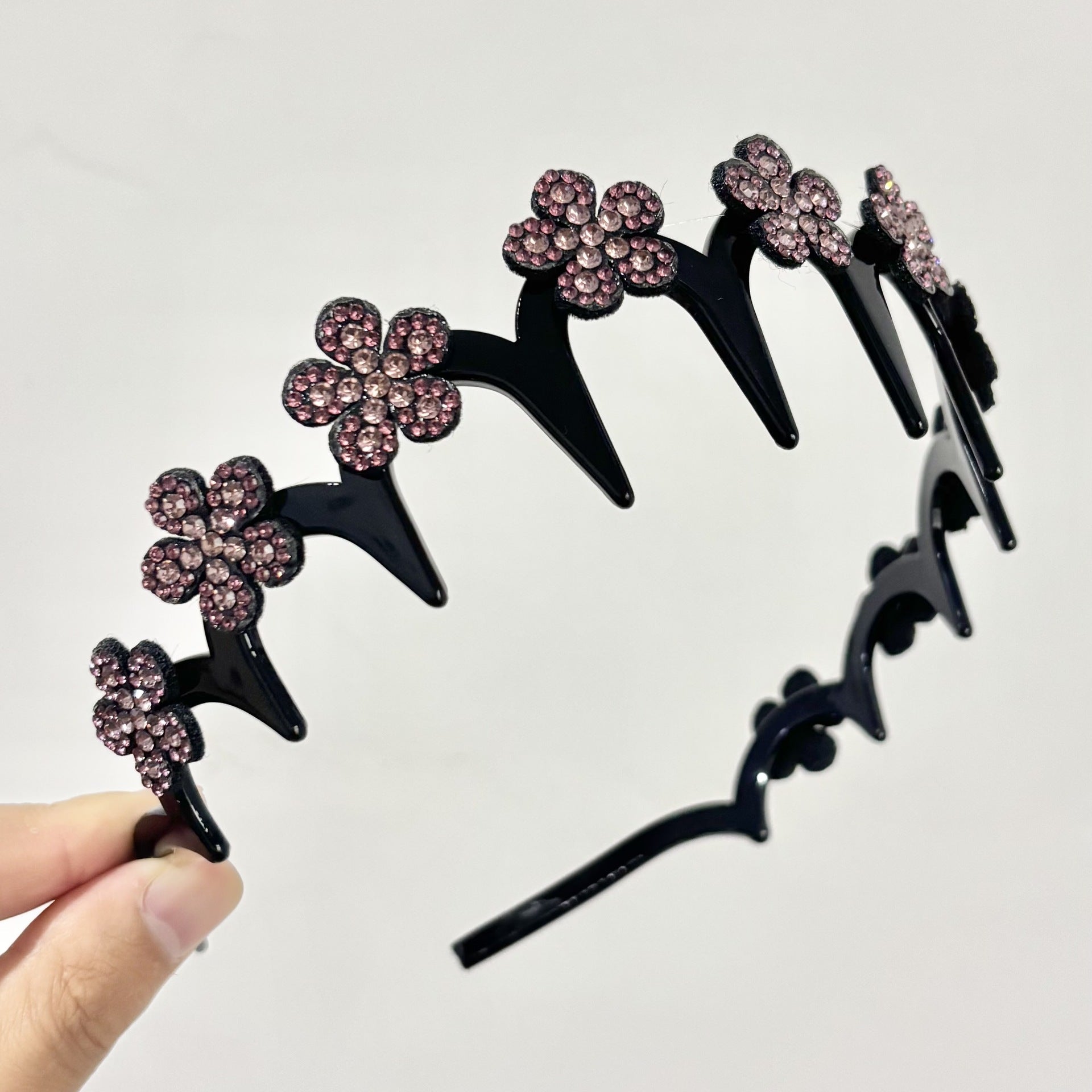 Women's Sparkling Butterfly Wave Headband – Volumizing Effect for a High Crown & Face-Washing Clip